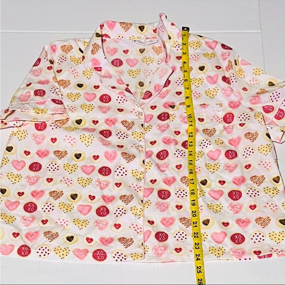 Cupcakes & Cashmere Pajama Set - Picture 12 of 12